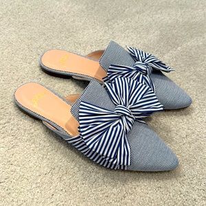J. Crew women’s size 8 blue seersucker bow mules shoes EUC